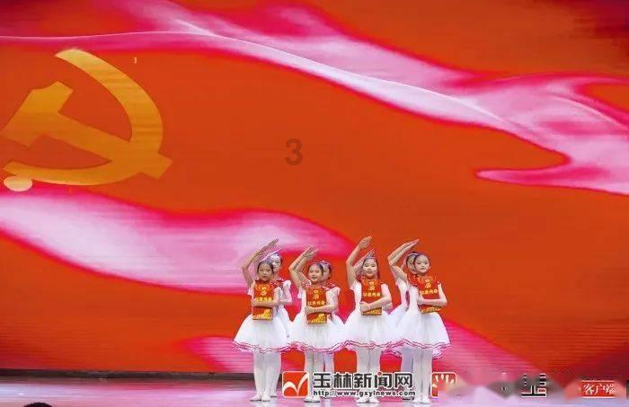 逃出诡异古宅